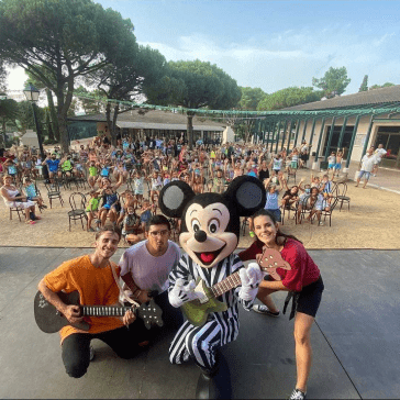 carusel-stack-higher_0001_img1-1024x772.jpg (5)